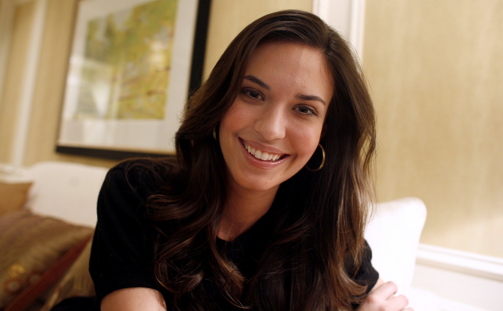Download Celebrity Odette Annable HD Wallpaper