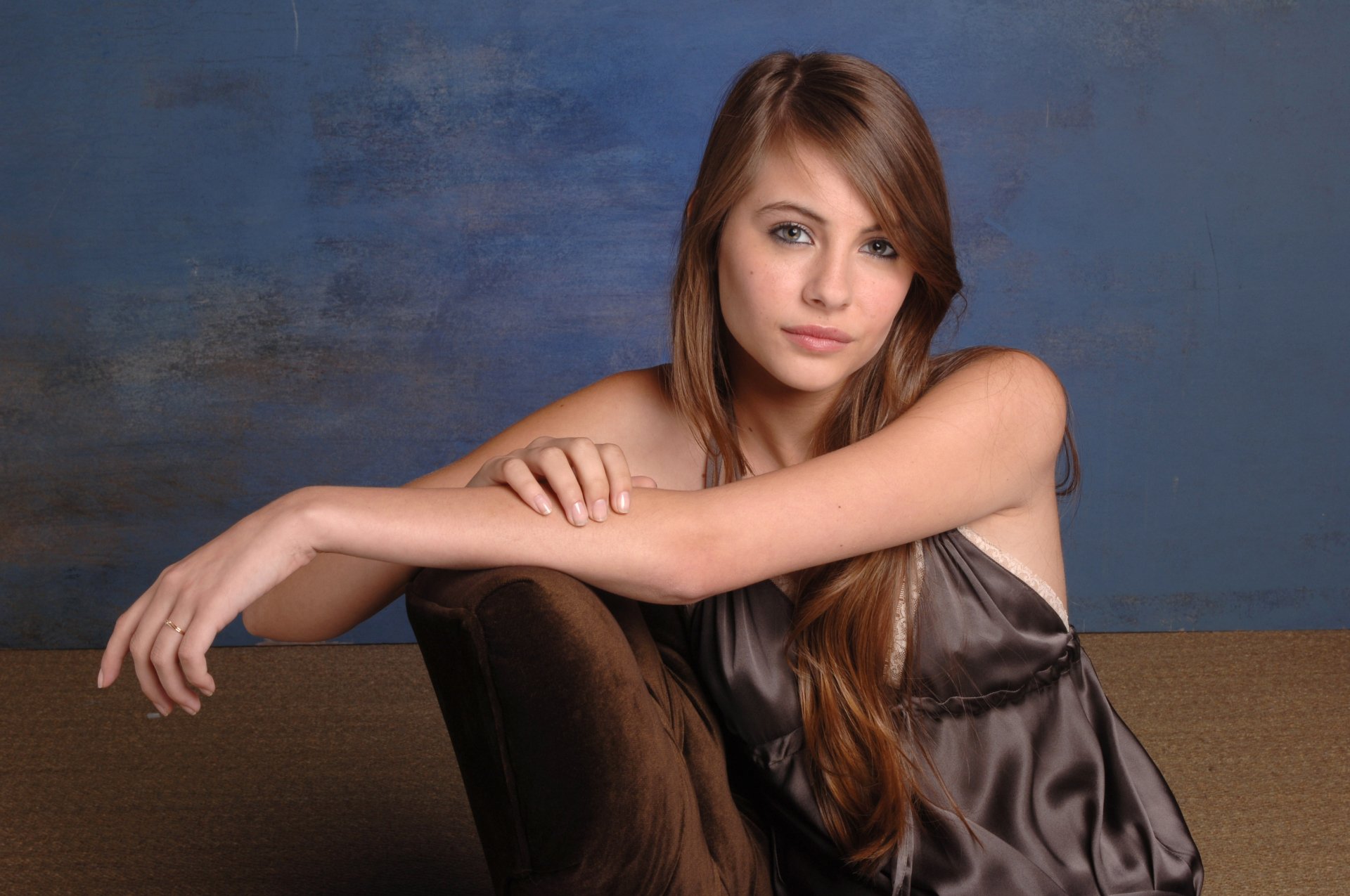 Download American Brunette Actress Celebrity Willa Holland 4k Ultra Hd