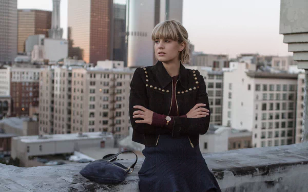 blogger woman Lisa Dengler HD Desktop Wallpaper | Background Image