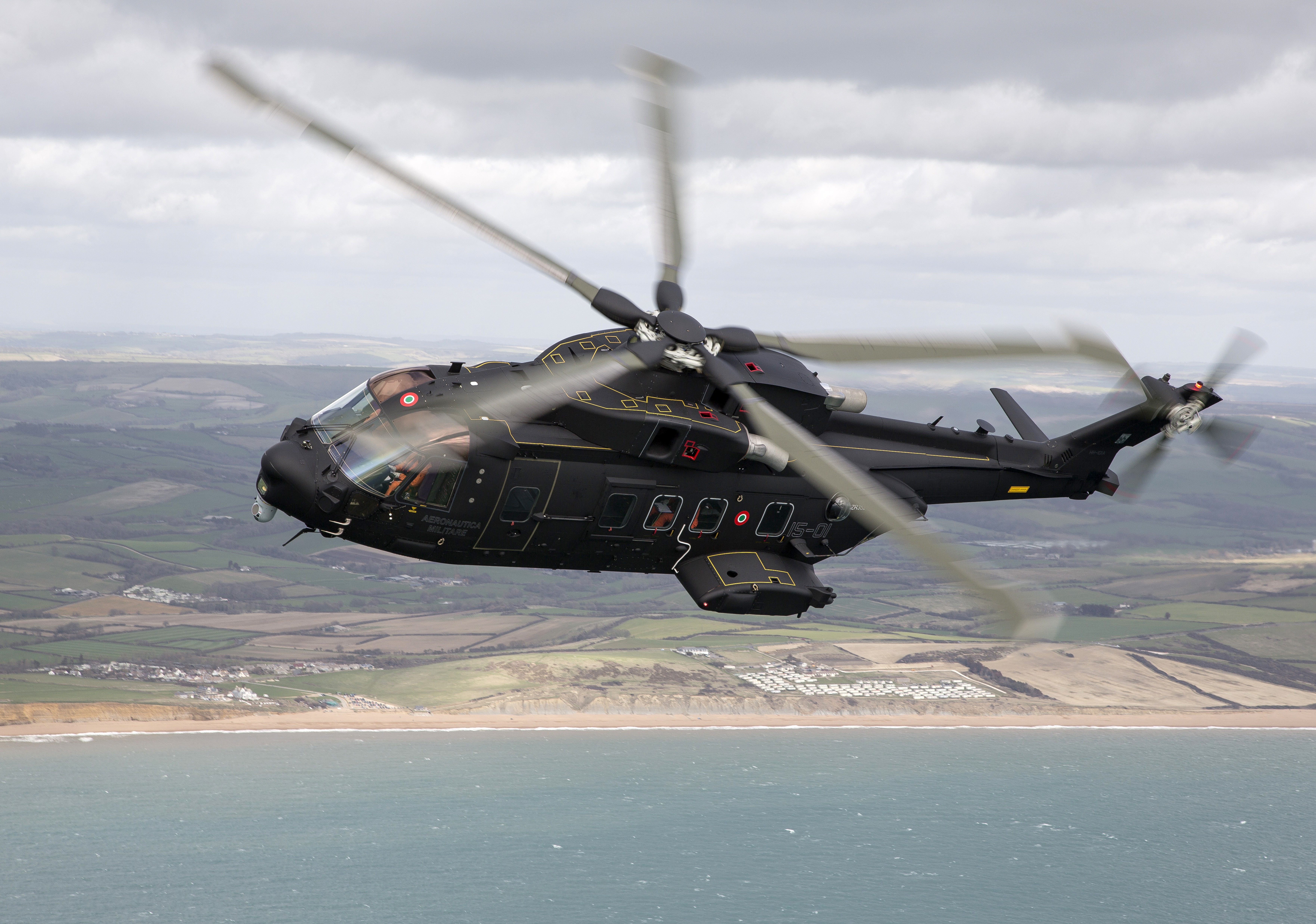 Military AgustaWestland AW101 HD Wallpaper | Background Image