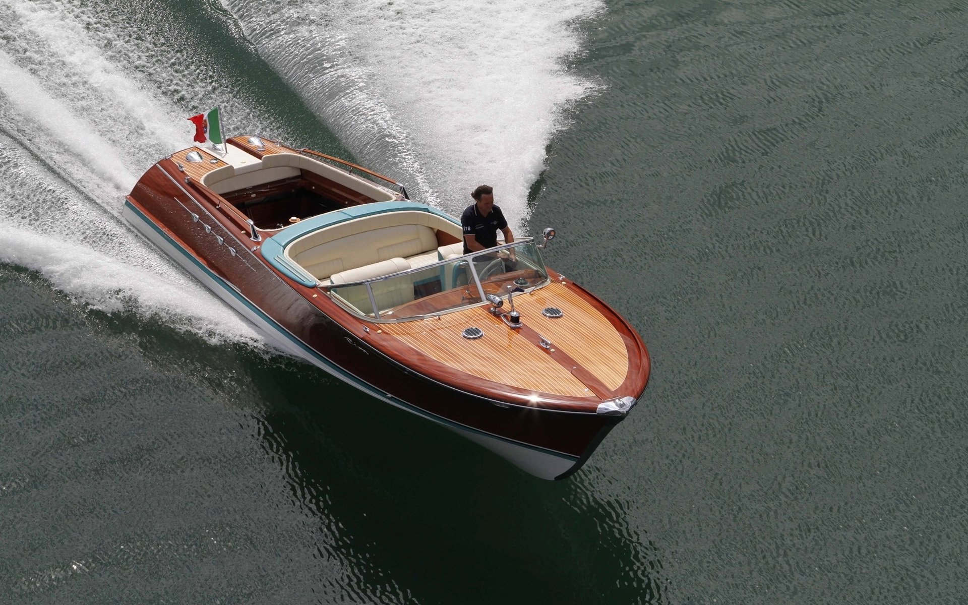 Riva aquarama lamborghini