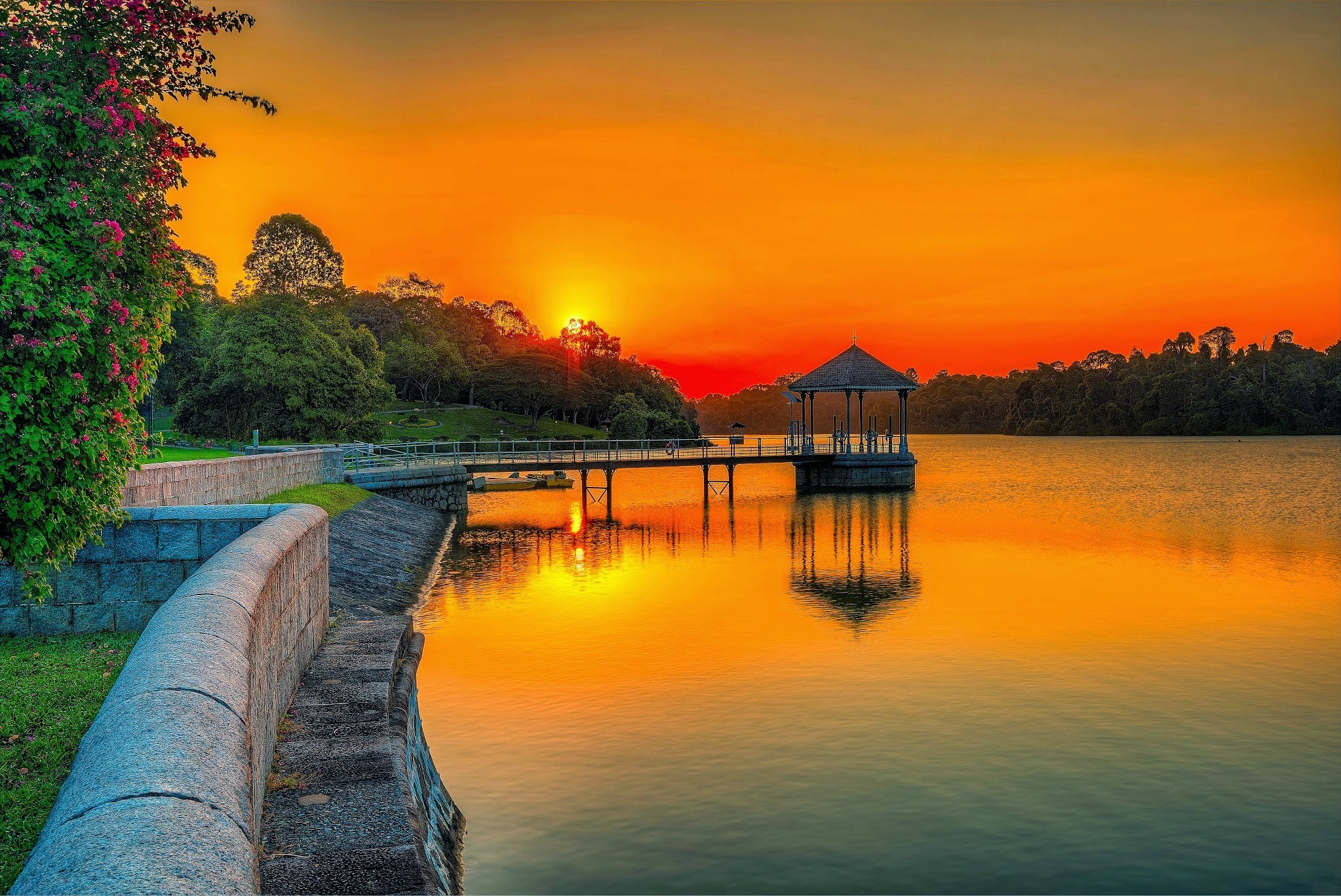Man Made Gazebo HD Wallpaper | Background Image