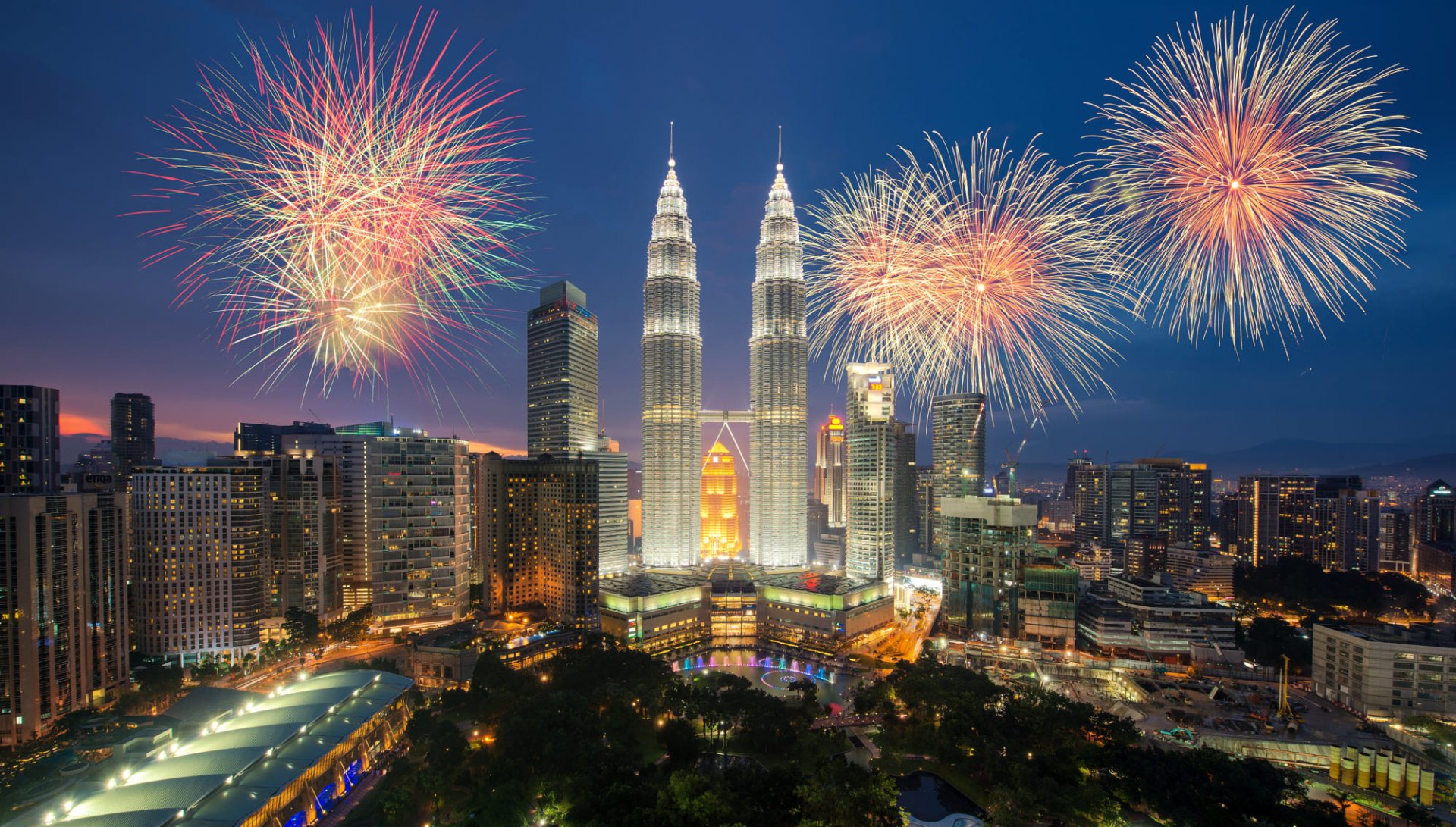 Fireworks over Malaysia by Prasit Rodphan