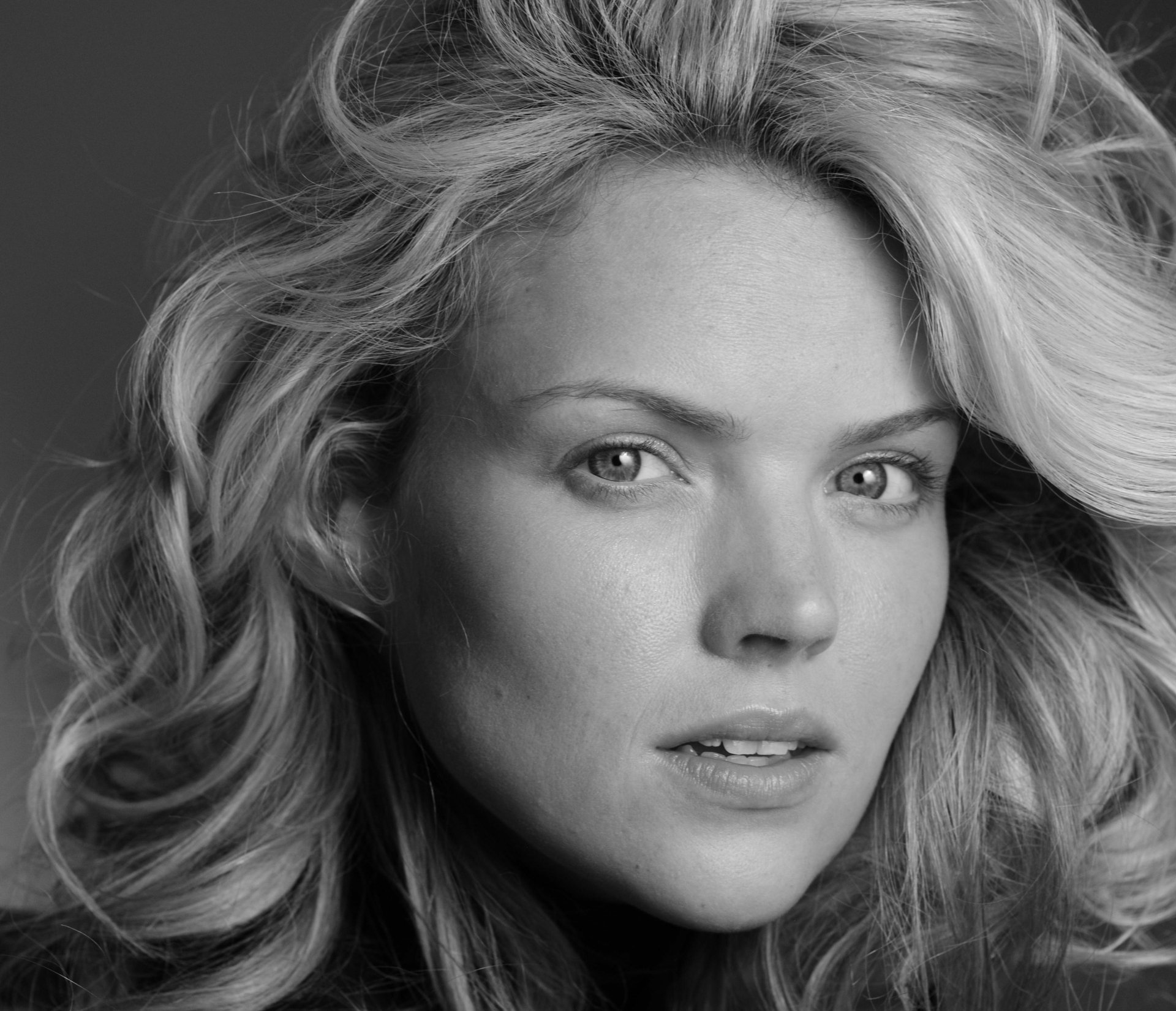 Download British Face Black & White Monochrome Woman Erin Richards 4k Ultra HD Wallpaper