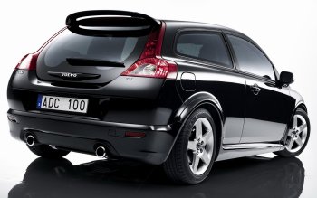 Research 2009
                  VOLVO C30 pictures, prices and reviews