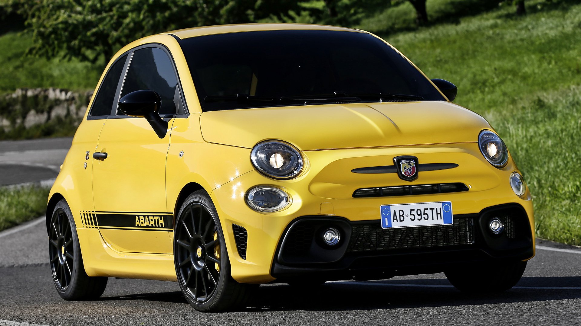 Abarth 595 Hd Wallpapers Background Images