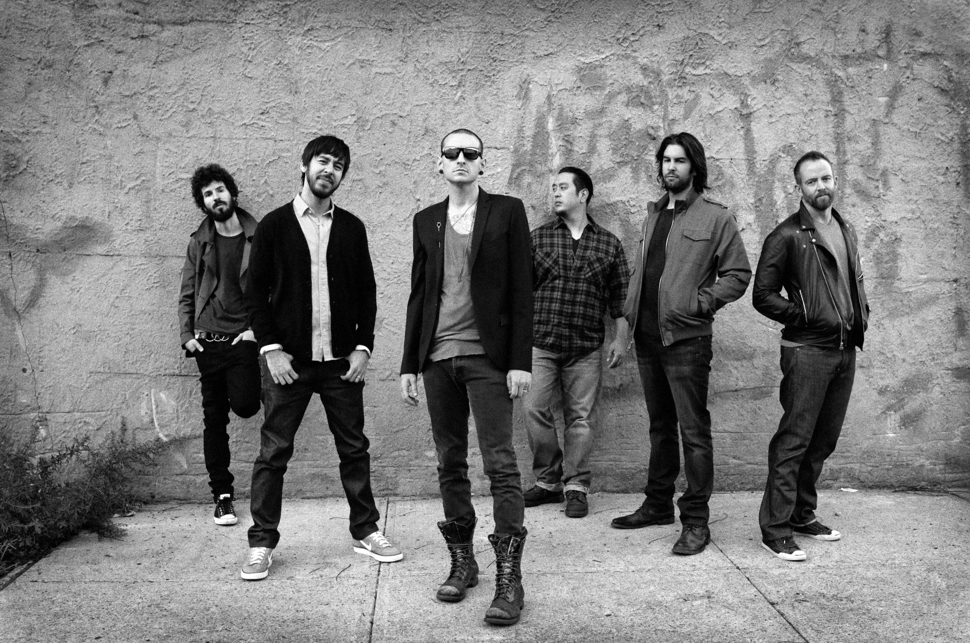 Download Black & White Chester Bennington Music Linkin Park HD Wallpaper