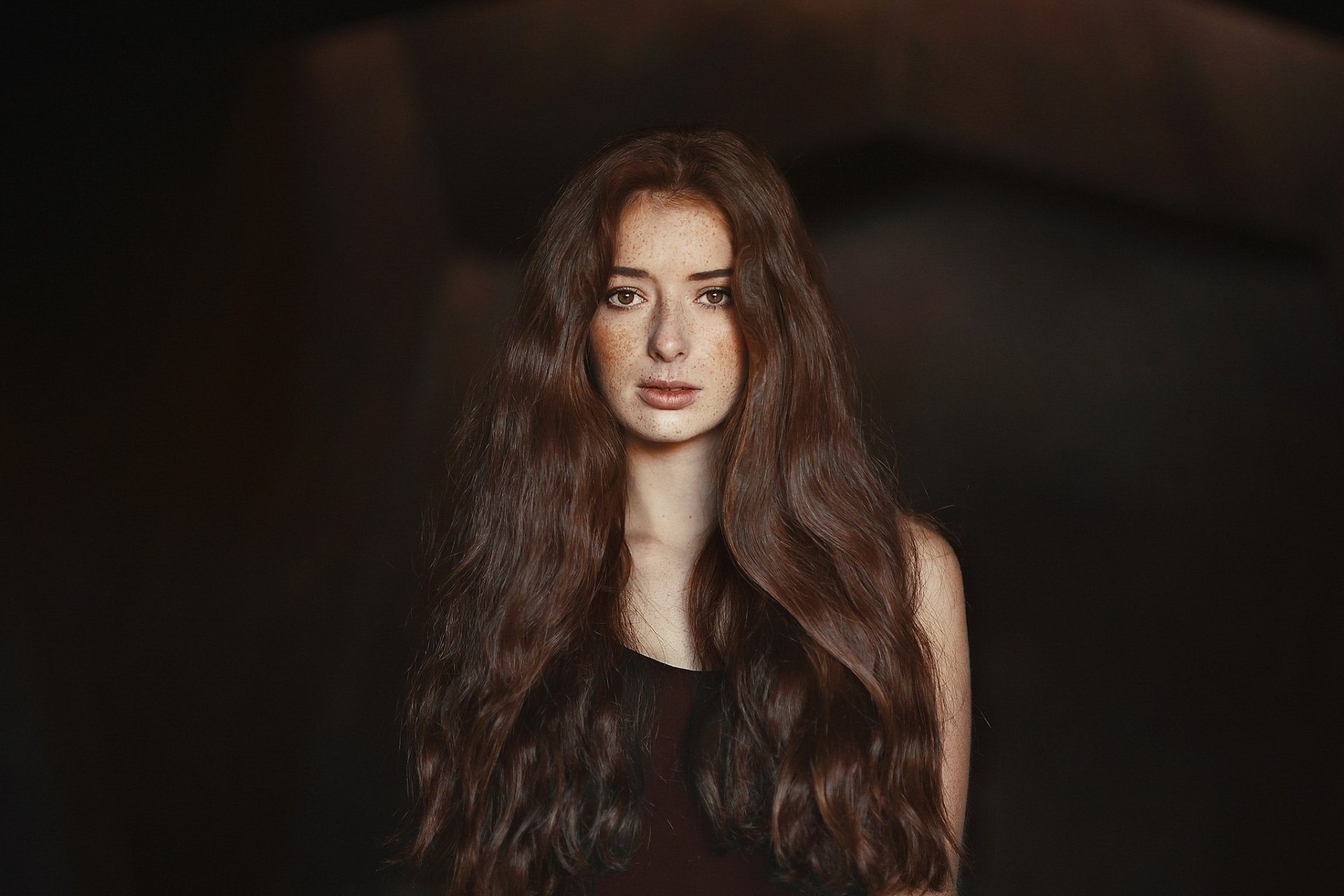 Download Long Hair Brown Eyes Redhead Woman Model HD Wallpaper by Tania Cervián