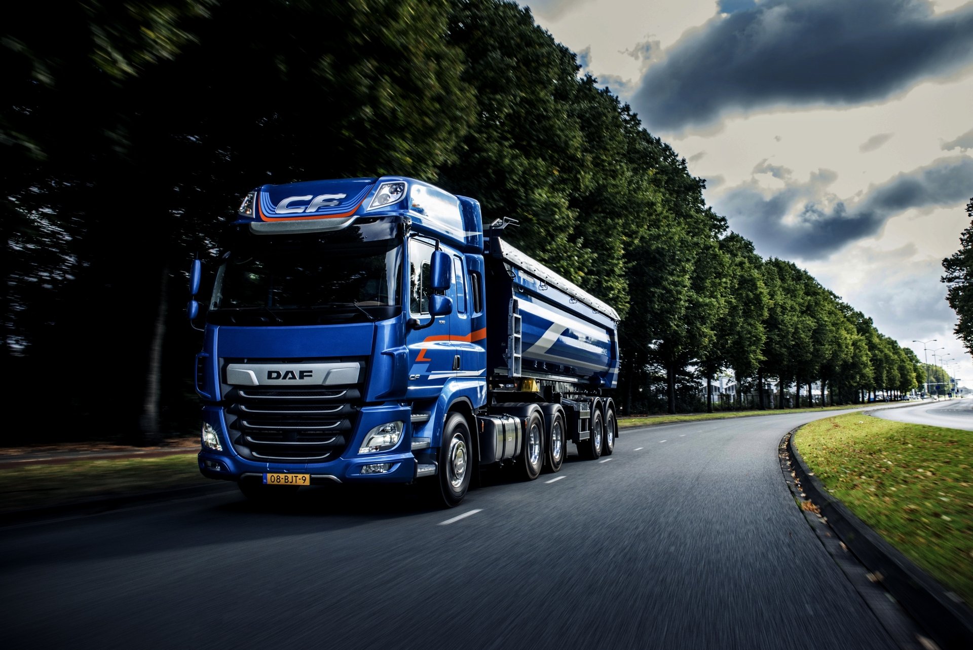 Download Road Vehicle DAF K Ultra HD Wallpaper