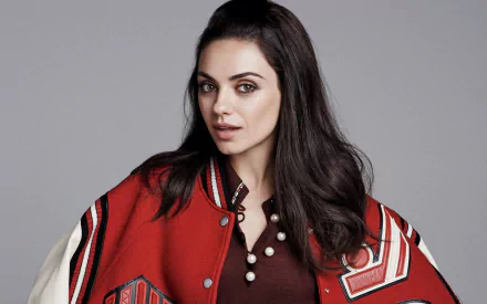  Mila Kunis Pretty!