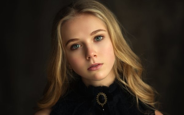 Women Model Blonde Blue Eyes Face HD Wallpaper | Background Image