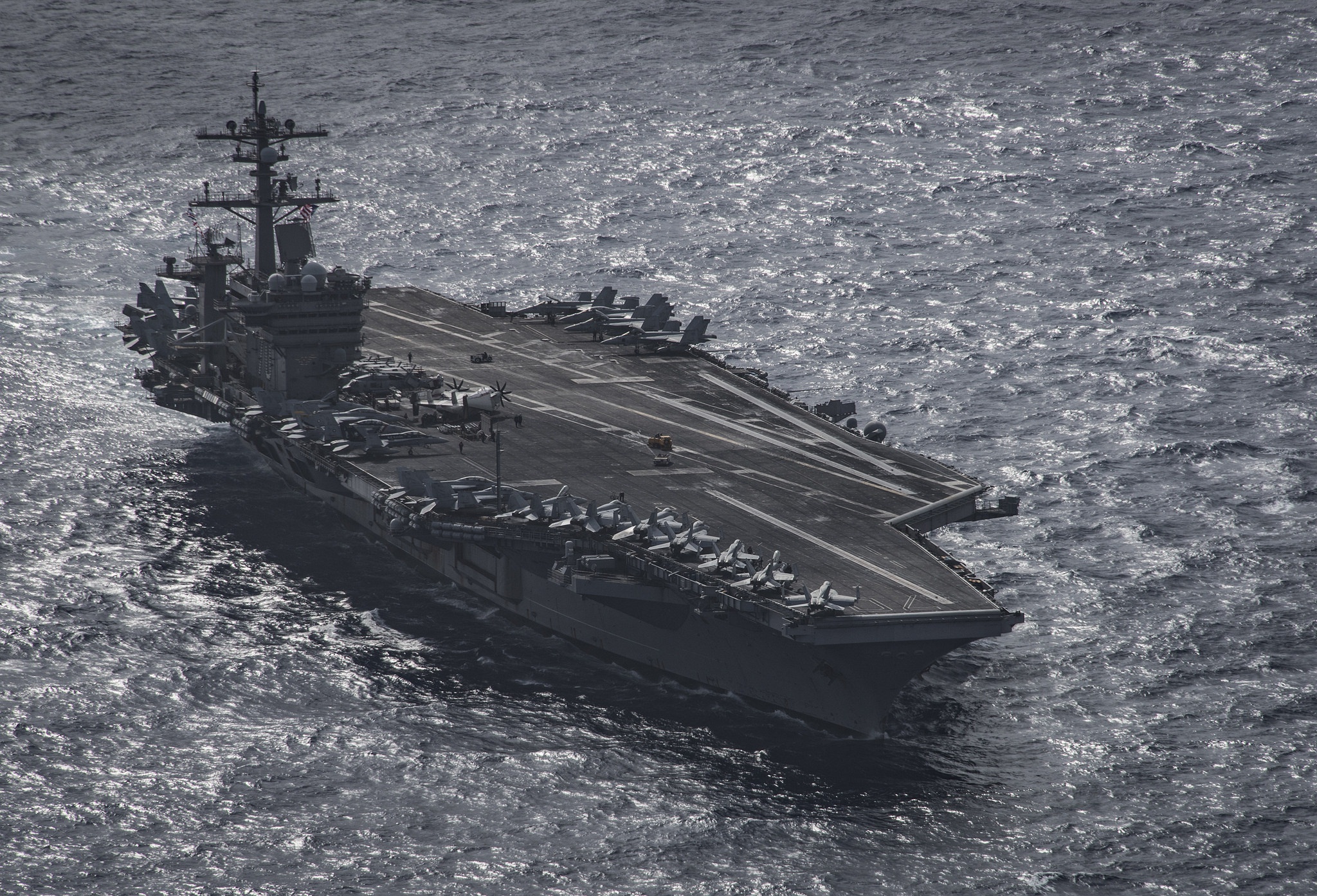 Military USS Carl Vinson (CVN-70) HD Wallpaper | Background Image