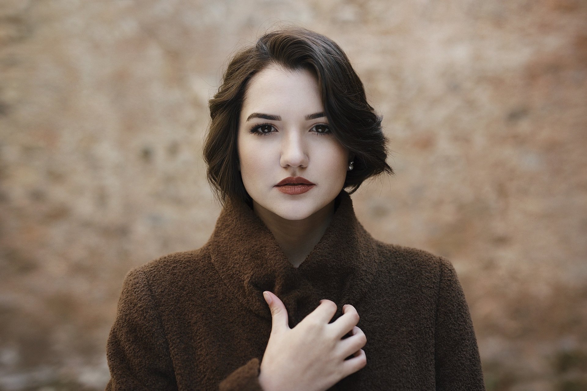 Download Coat Brown Eyes Lipstick Short Hair Brunette Woman Model HD ...