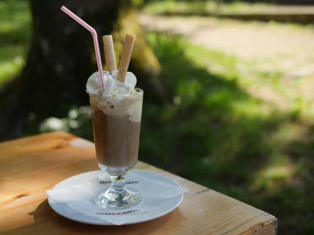  Cold Iced Coffee for Summer Time by roDesignment