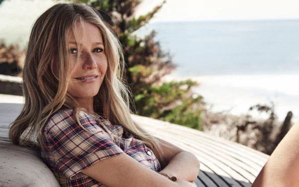 blonde American actress Celebrity Gwyneth Paltrow HD Desktop Wallpaper | Background Image