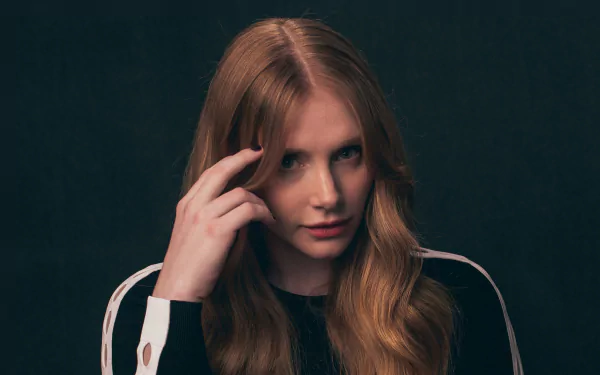 redhead American actress Celebrity Bryce Dallas Howard HD Desktop Wallpaper | Background Image