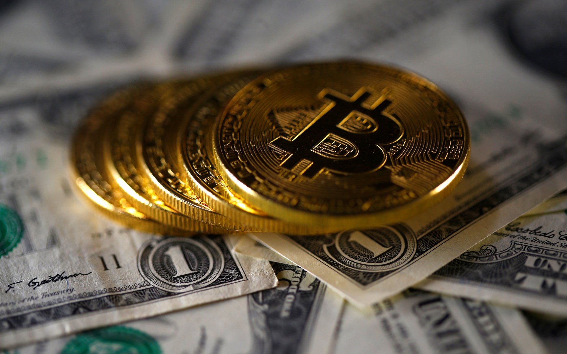 Download Cryptocurrency Coin Money Technology Bitcoin 4k Ultra HD Wallpaper