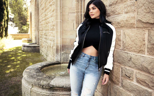 [30 ] Kylie Jenner 4k Wallpapers