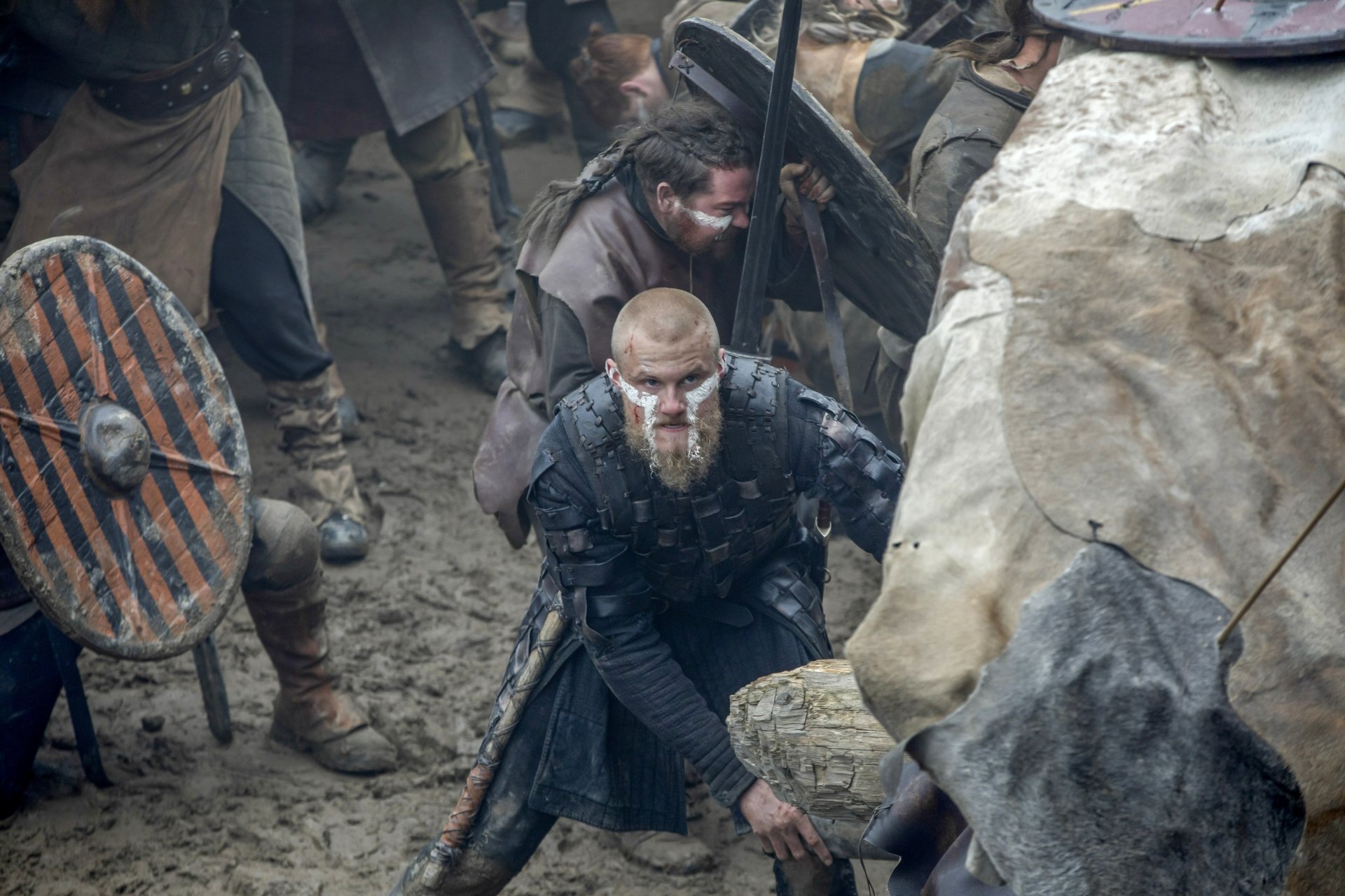 Download TV Show Vikings (2013) Bjorn Lothbrok 4k Ultra HD Wallpaper