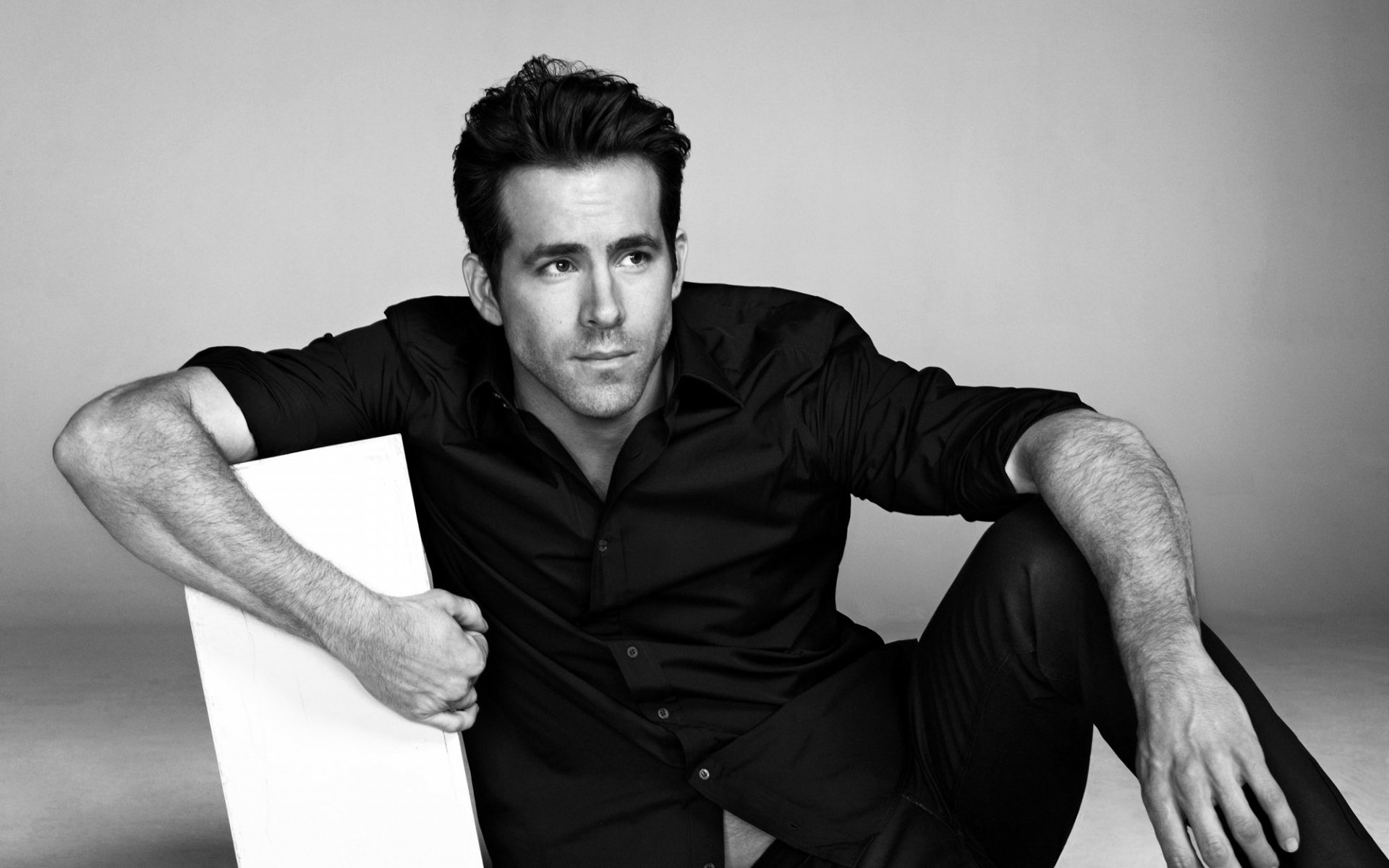 Ryan Reynolds Hd Wallpaper 