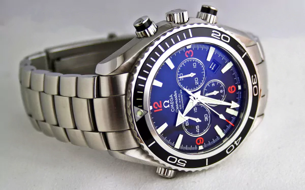  Omega Seamaster Planet Ocean Chronograph